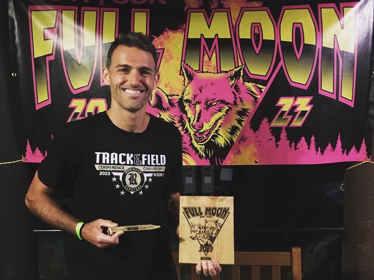 pcssdschools's tweet image. Congratulations to JOE T. ROBINSON HIGH XC/Track and Field coach, Wesley Hunt, and student Emma Clamp. Coach Hunt finished 1st overall and set a new course record at the Full Moon 50K. Emma had a sub 3-hour 25K and was 1 of only 3 teenage finishers out of 200 runners! #pcssdproud