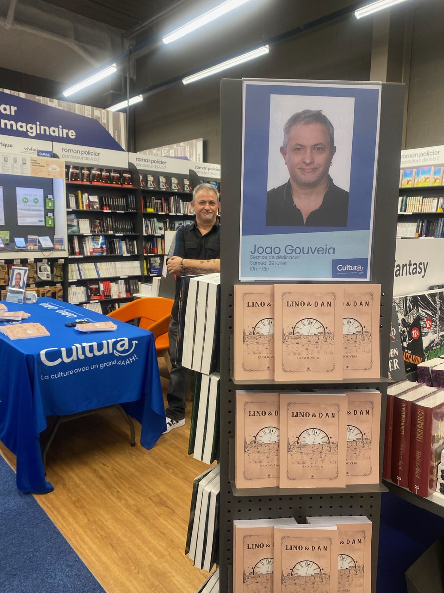 [𝑺𝒏𝒆𝒂𝒌 𝑷𝒆𝒆𝒌✍]

Découvrez en images la séance de dédicaces de Jo Gouveia pour son roman fantastique "Lino &amp; Dan" à Cultura Beauvais.

#dedicace #rencontre #lecture #Lysbleueditions #jesoutienslesauteurs