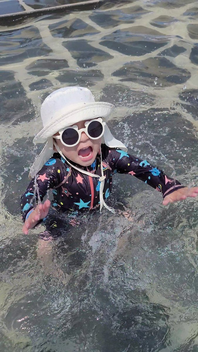 🩵귀여운 내새꾸🩵
여름 제대로 만끽중