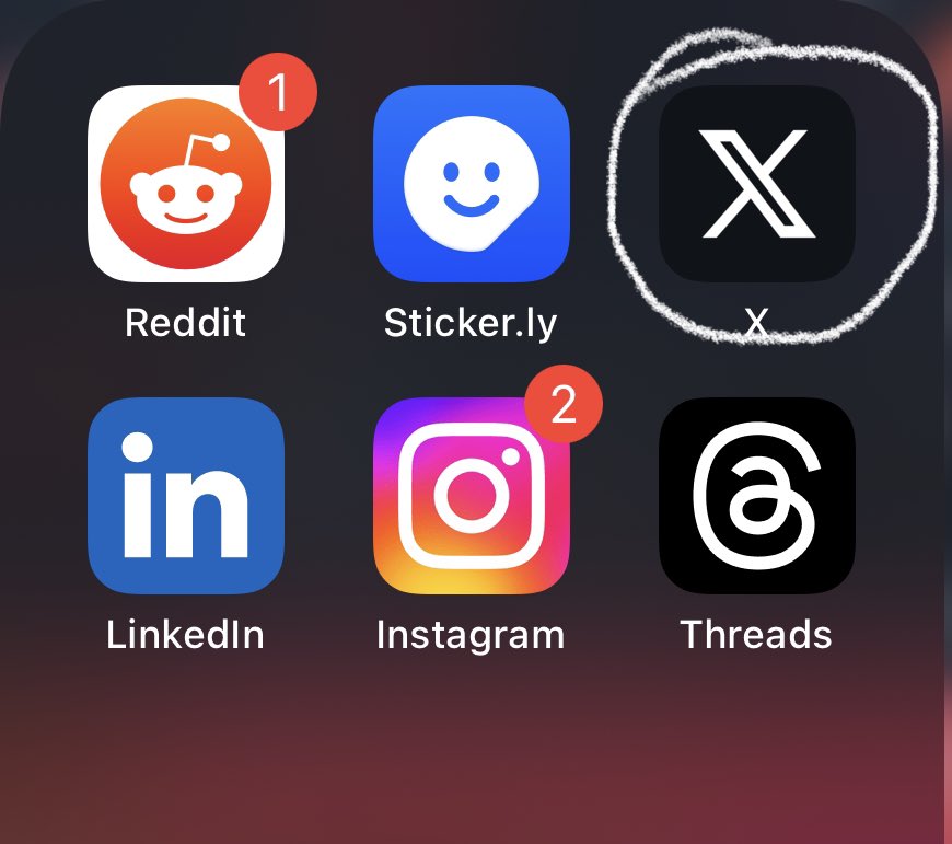 bytekj's tweet photo. @Apple @X sorry what?? https://t.co/o51KiHMgig