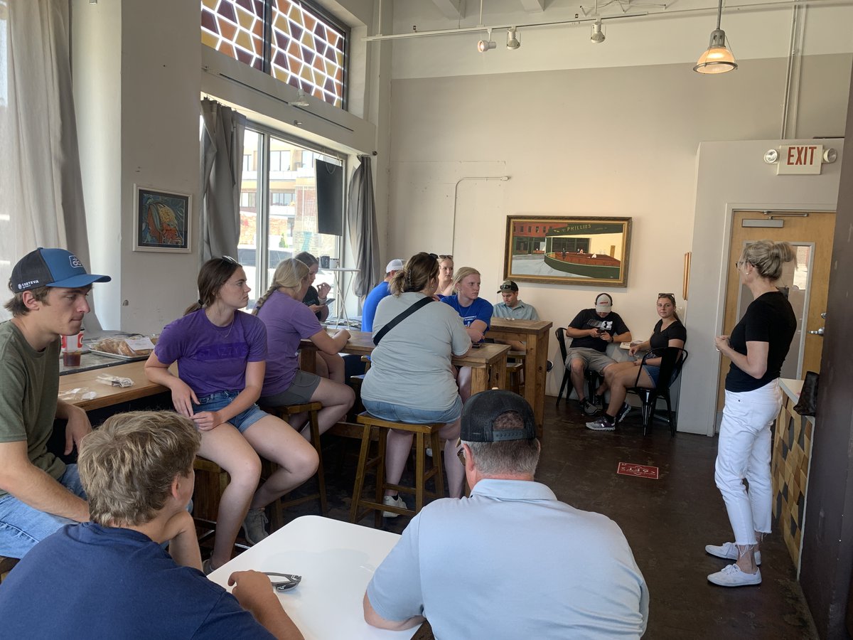 AgPartnersCoop's tweet photo. π Last Friday was an unforgettable day for our summer interns, packed with excitement and delicious food!
Be on the lookout for our 2024 Summer Internship Program this fall.
#summerinters #agpartners #interns https://t.co/IuJpQHxadI