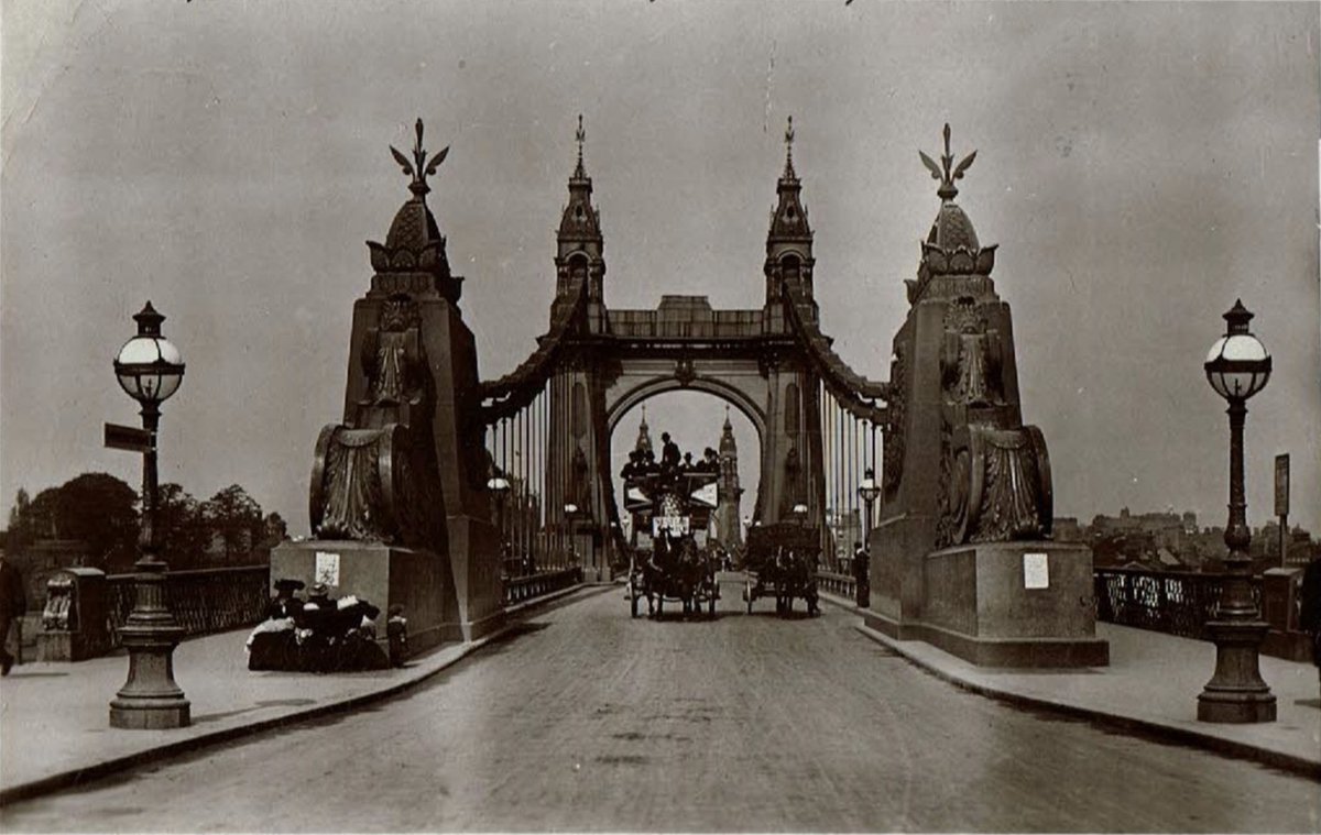Hammersmith Bridge, c 1905.
