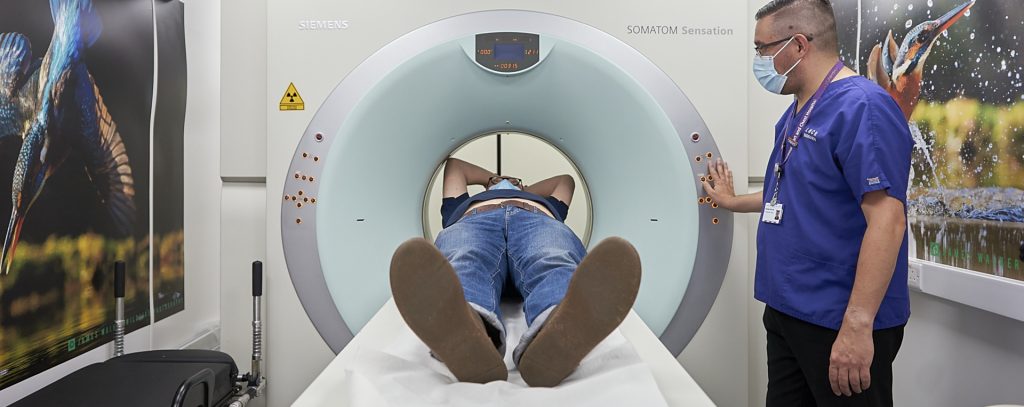 Alongside <a href="/TenovusCancer/">Tenovus Cancer Care / Gofal Canser Tenovus</a> <a href="/CRUKCymru/">Cancer Research UK in Wales</a> <a href="/MacmillanCancer/">Macmillan Cancer Support</a> <a href="/WalesCancer/">Wales Cancer Alliance</a> <a href="/Cancer_Wales/">Cancer Research Wales | Ymchwil Canser Cymru</a> <a href="/UKLungCancer/">UKLCC</a> <a href="/LessSurvivable/">Less Survivable Cancers Taskforce</a> we call on <a href="/WGMin_Health/">WGMin_Health</a> <a href="/WelshGovernment/">Welsh Government</a> to commit to a targeted lung cancer screening programme.

➡️ buff.ly/3q9p1iv 

#TargetLungCancerWales