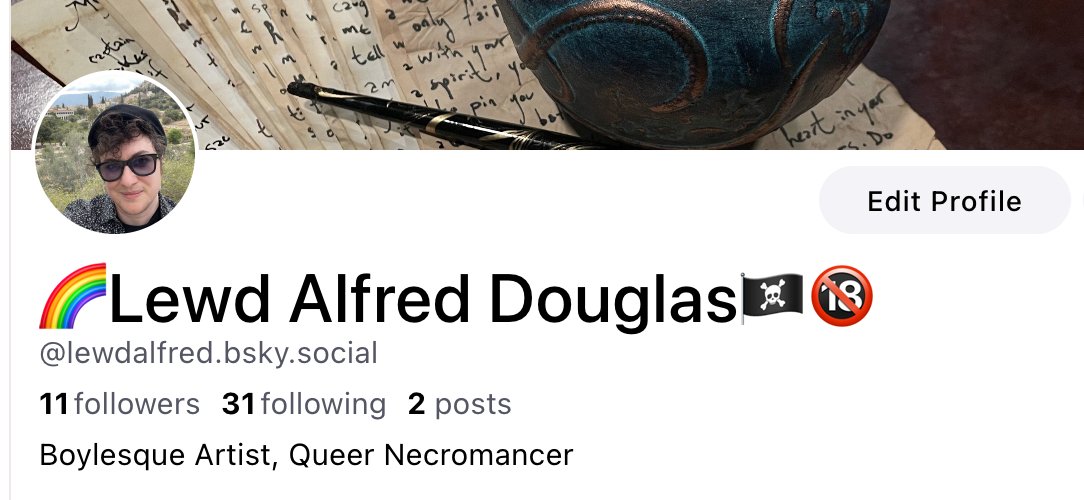 Eight Legs of Sin🌈 tweet media