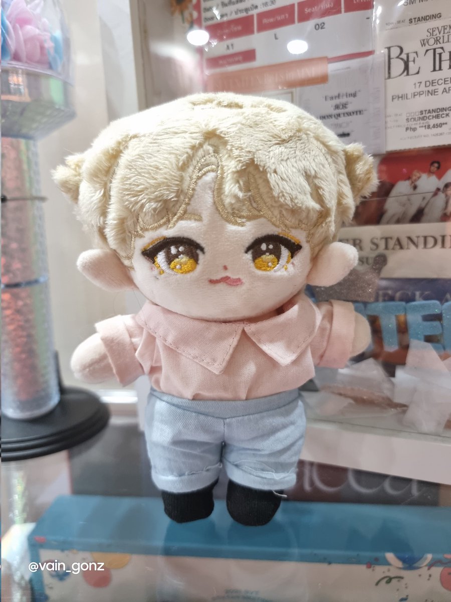 vanityvanity13's tweet photo. Birthday namin ni S.Coups GA 🥹

⭐15 cm Lambhao Minghao doll⭐

-with clothes and freebies hohoho

Like and RT pinned tweet📍
Like and RT this tweet and comment any SVT photo kasi miss ko na sila  🤸

Will pick winners on August 5 🤸 https://t.co/znzGWF7PCg