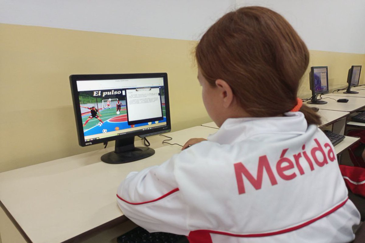 _LaAvanzadora's tweet image. ¡A ganar y seguir creciendo!

El talento merideño estará formándose en el área académica y forjándose en el deporte.

@NicolasMaduro
@MPPEDUCACION