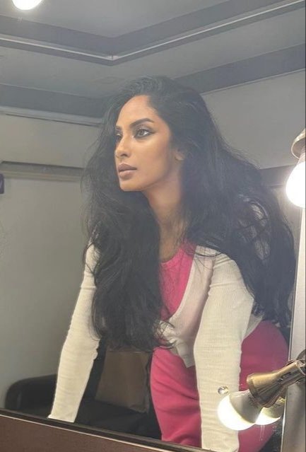 aryadinesh4's tweet photo. #SriyaReddy ❤❤❤
#Nicelooking 😍😍😍
⭐🌟✨☀ https://t.co/AAjo8okLJt