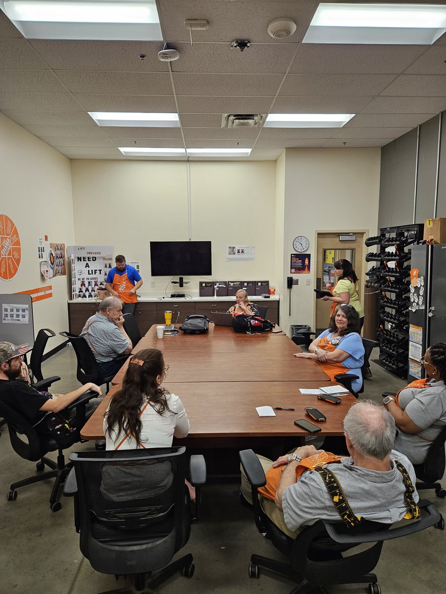 julie wolfe tweet media