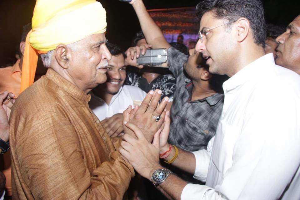 GDNasirabad's tweet photo. पीपल्दा विधायक श्री रामनारायण मीणा जी को जन्मदिवस की हार्दिक बधाई एवं शुभकामनाएं।
मैं आपके स्वस्थ एवं दीर्घायु जीवन की कामना करता हूँ। @RNMeenaINC https://t.co/TSGnNi4BJP
