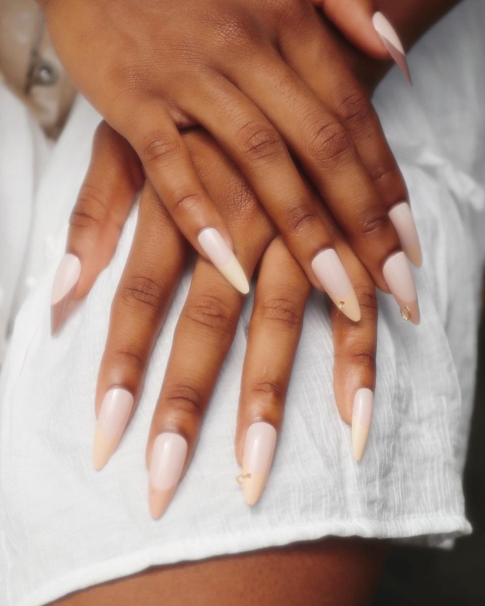 Waffle Conez is a dream come true 😇 With unique nail piercings, this press on set is sure to turn heads!