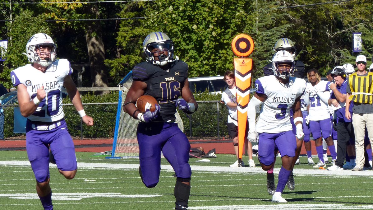 After great talks with @jacobfloyd_ I’m super excited and grateful to receive my 2nd offer from Sewanee University! #ATGT <a href="/SewaneeFootball/">Sewanee Football</a> <a href="/CoachChadWalker/">Chad Walker</a> <a href="/_GeoJohns/">George Johnson Jr</a> <a href="/greeniesports/">Christ School Athletics</a> @christschool_fb