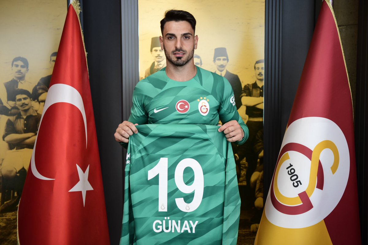 Galatasaray's tweet photo. Welcome to our family Günay Güvenç! 🧤🟡🔴 https://t.co/wh6mYxflF2