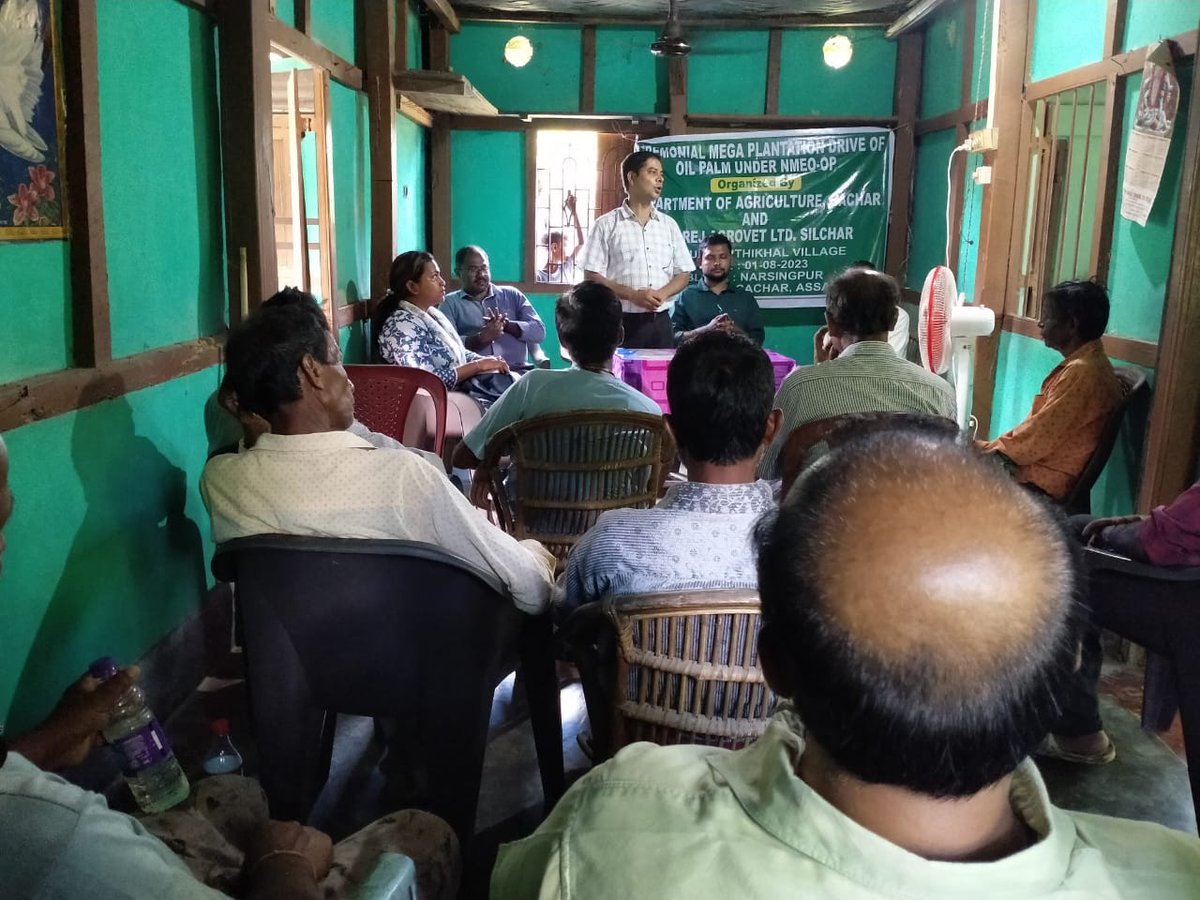 The ceremonial Mega Oil Palm Plantation Drive under NMEO-OP was organized at Cachar district, Assam on 1st August. The program was attended by Manager of Market Development, Godrej Agrovet and representatives from District Kisan Morcha
#Oilpalm #sustainableoilproduction #NMEOOP