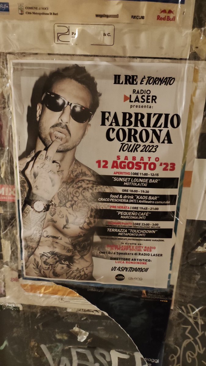 GalantoMassimo's tweet photo. Imperdibile. #macosadiav #tuttovero https://t.co/R226bbDrwO