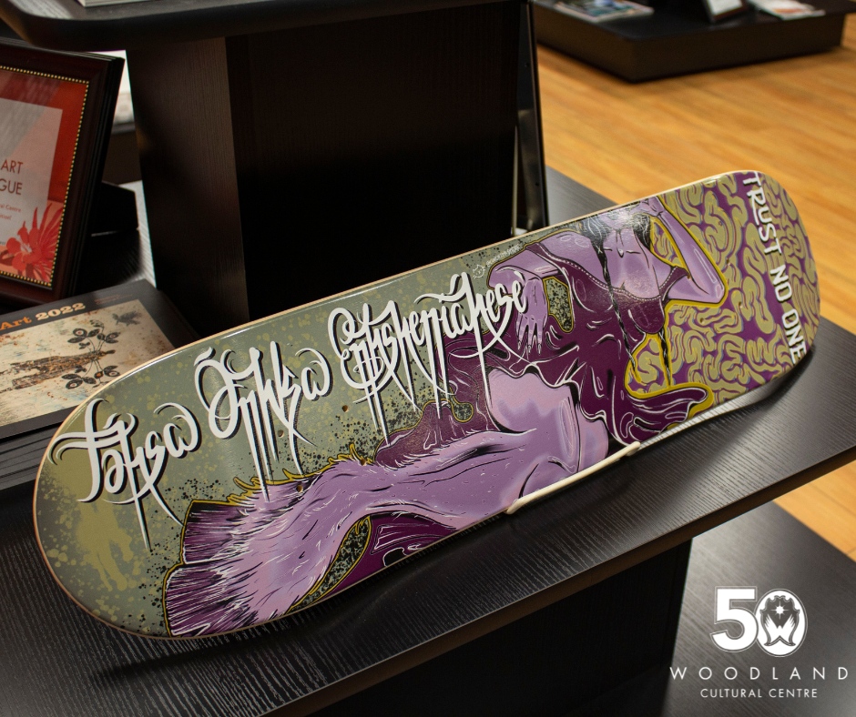 woodlandcc's tweet photo. We’re down to our last skateboard from Kahnawà:ke artist Maya Taylor-Barnett aka Lunchtime Grime. Shop in-person or online to get it before it’s gone!
Shop: https://t.co/4FcZ2L5D82
#Indigenous #IndigenousKnowledge #IndigenousCulture #BrantOnt #Brantford #BrantEvents #Giving https://t.co/gpNFXJq80O