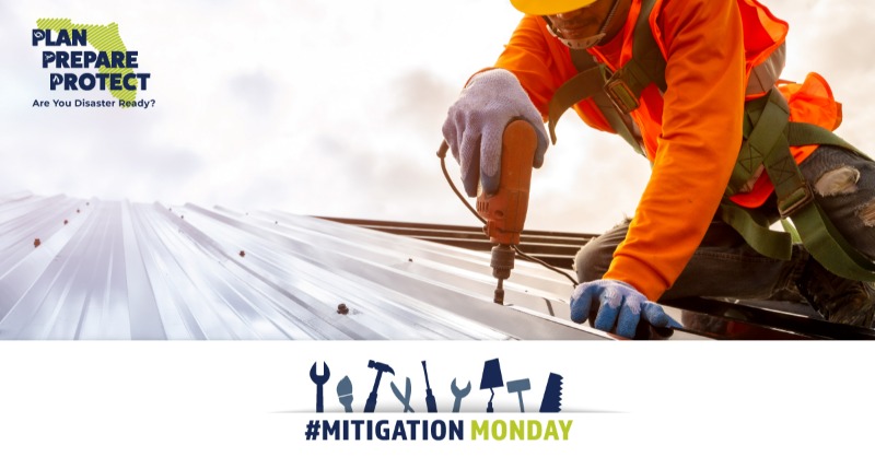 YourFLVoice's tweet photo. #MitigationMonday: If your roof is aged, needs to be replaced or a major repair, consider the type of covering you choose. Metal and other types of coverings can help make your roof more resistant to wind. #PlanPrepareProtect #AreYouDisasterReady #hurricaneprep More: