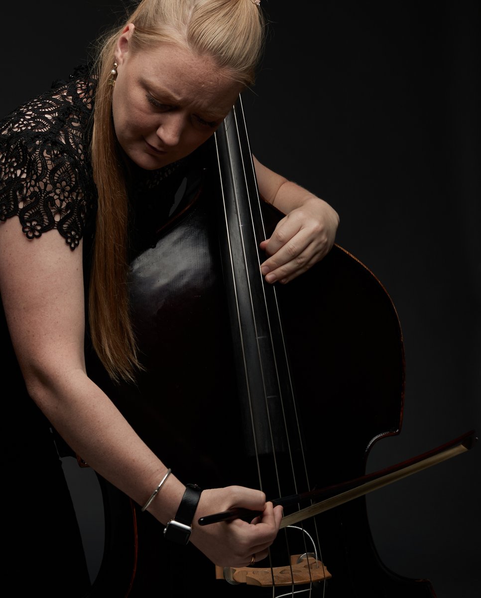 DiscoverDoubleB's tweet photo. Our latest course is out now, exclusively at https://t.co/8wB9Sz5YYe - Smash Your Audition! by the great Phoebe Russell comprises 32 lessons to help you play your best music. #virtuosobassist #doublebass #learndoublebass https://t.co/2MG1SIPA04