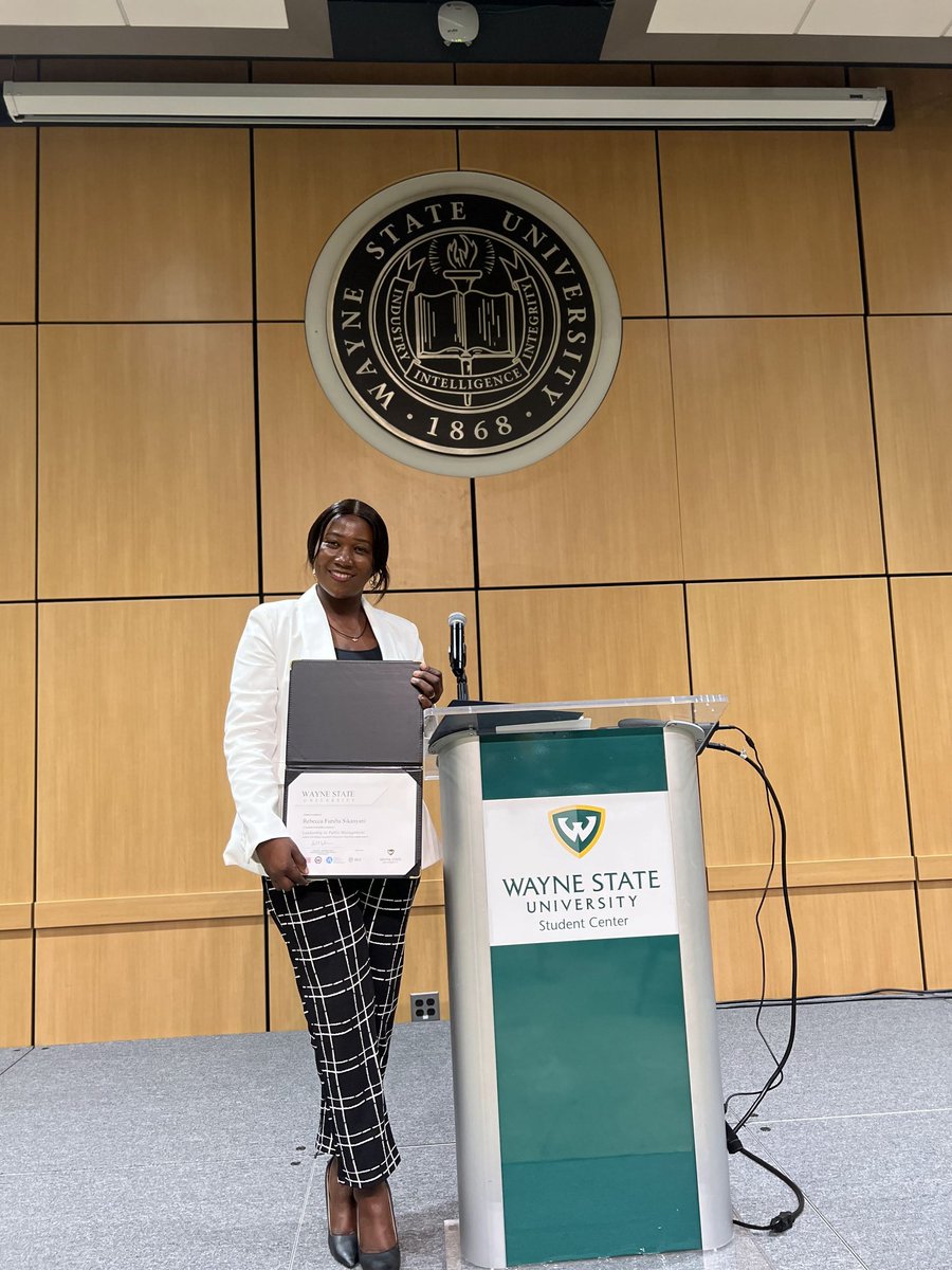 FurahaRebeccaa's tweet photo. Le grand jour est enfin arrivé!!💐

J'ai fini ma formation en gestion publique et en leadership, dans l'un des programmes les plus prestigieux que je connaisse, le @WashFellowship à @waynestate

Ce programme a transformé ma vision de jeune leader africaine.

 #YALI2023
#gowarrior https://t.co/SJclgXGR9J