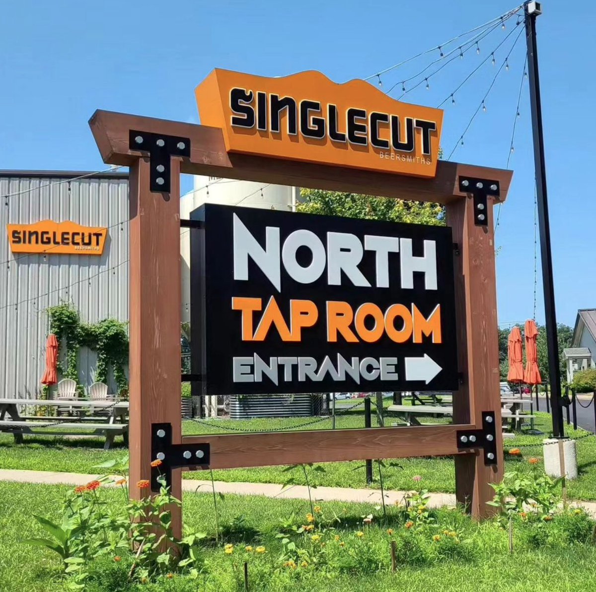 Saratoga County Chamber of Commerce (@saratogachamber) on Twitter photo If you're headed to #Saratoga make sure you swing through <a href="/SingleCutNorth/">SinglecutN</a> Side Stage Tap Room and see their beautiful Saratoga County tap room in Clifton Park!
6 Fairchild Square, Clifton Park, NY
518-406-3262
singlecut.com/north-tap-room
<a href="/SingleCutBeer/">SingleCut Beersmiths</a> If you're headed to #Saratoga make sure you swing through <a href="/SingleCutNorth/">SinglecutN</a> Side Stage Tap Room and see their beautiful Saratoga County tap room in Clifton Park!
6 Fairchild Square, Clifton Park, NY
518-406-3262
singlecut.com/north-tap-room
<a href="/SingleCutBeer/">SingleCut Beersmiths</a>