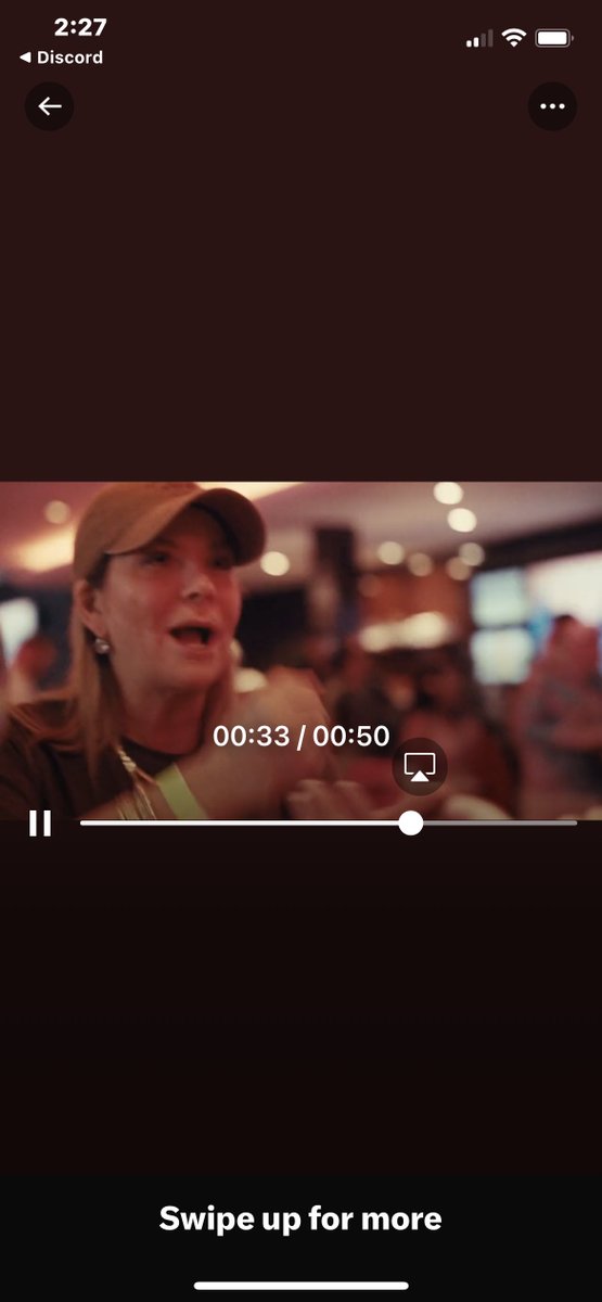 joanimal_1's tweet photo. When you realize your in the C&C tourney clips! Hahaha. This night is baked in my mind forever. From pulling the 1/1 auto 10 minutes prior to walking through the door and then making it to the final 8, losing by 1 point with only 1 card left…and Gary eating all the bourbon caramels (LOL), can’t thank you enough @VeeFriendsCards @garyvee @veefriends for the great memories..