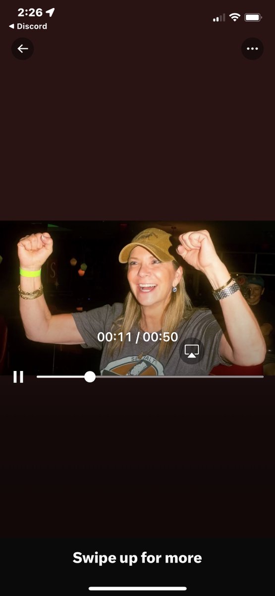 joanimal_1's tweet photo. When you realize your in the C&C tourney clips! Hahaha. This night is baked in my mind forever. From pulling the 1/1 auto 10 minutes prior to walking through the door and then making it to the final 8, losing by 1 point with only 1 card left…and Gary eating all the bourbon caramels (LOL), can’t thank you enough @VeeFriendsCards @garyvee @veefriends for the great memories..