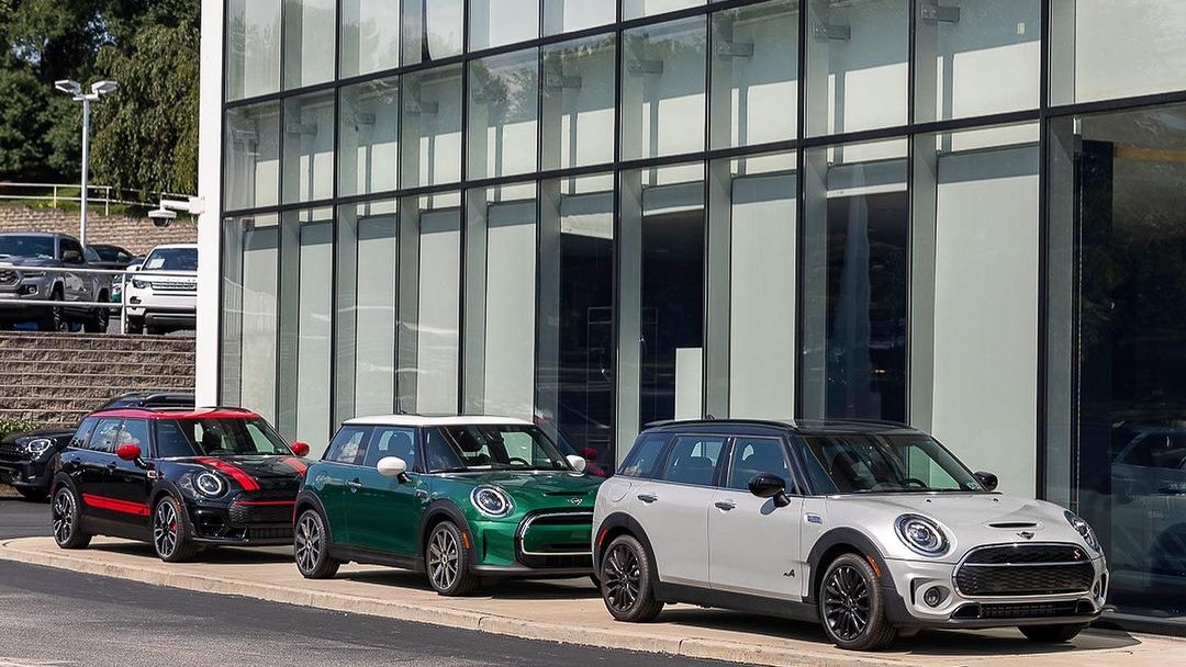 MINI_WC's tweet photo. Our front curb is looking great today!

Get in touch with our Motoring Advisors to find your MINI today 🔽
📞(610) 455-2800
📧service@miniofwestchester.com
📍1275 Wilmington Pike West Chester, PA 19382

#minicooper #miniofwestchester #miniwc https://t.co/YwhFroQnja