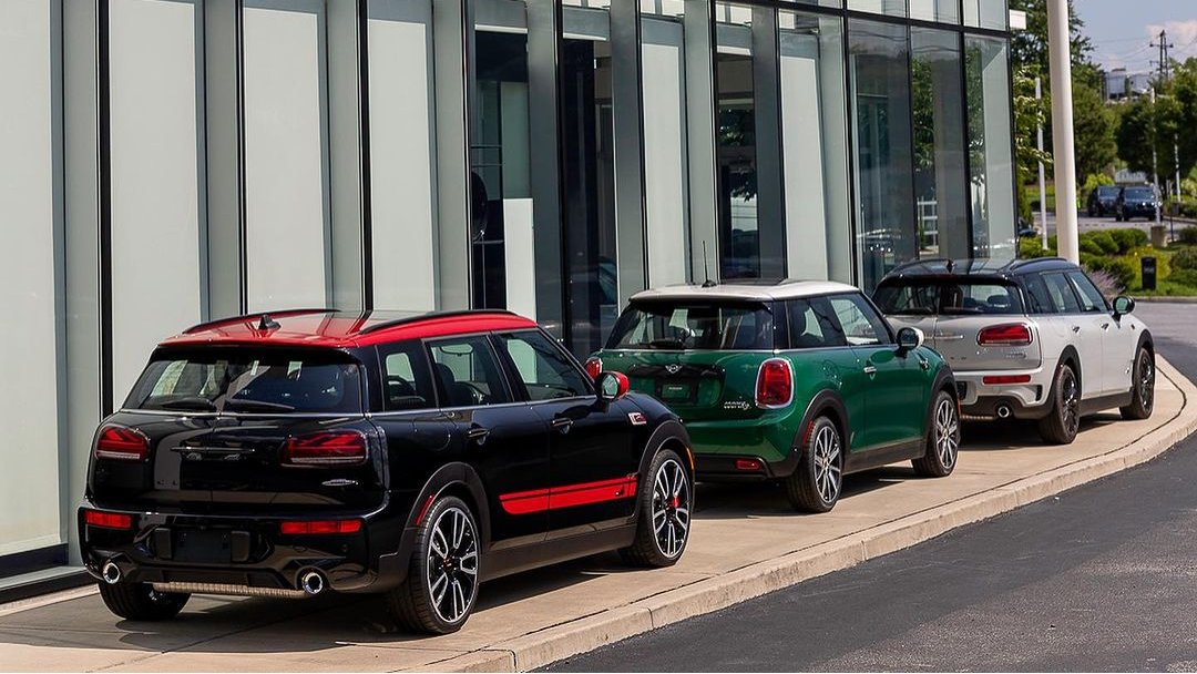 MINI_WC's tweet photo. Our front curb is looking great today!

Get in touch with our Motoring Advisors to find your MINI today 🔽
📞(610) 455-2800
📧service@miniofwestchester.com
📍1275 Wilmington Pike West Chester, PA 19382

#minicooper #miniofwestchester #miniwc https://t.co/YwhFroQnja