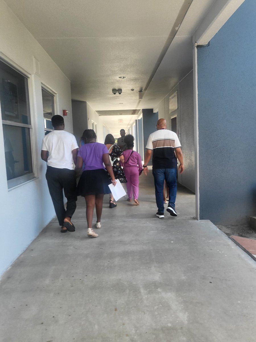 Lisa Robol tweet media