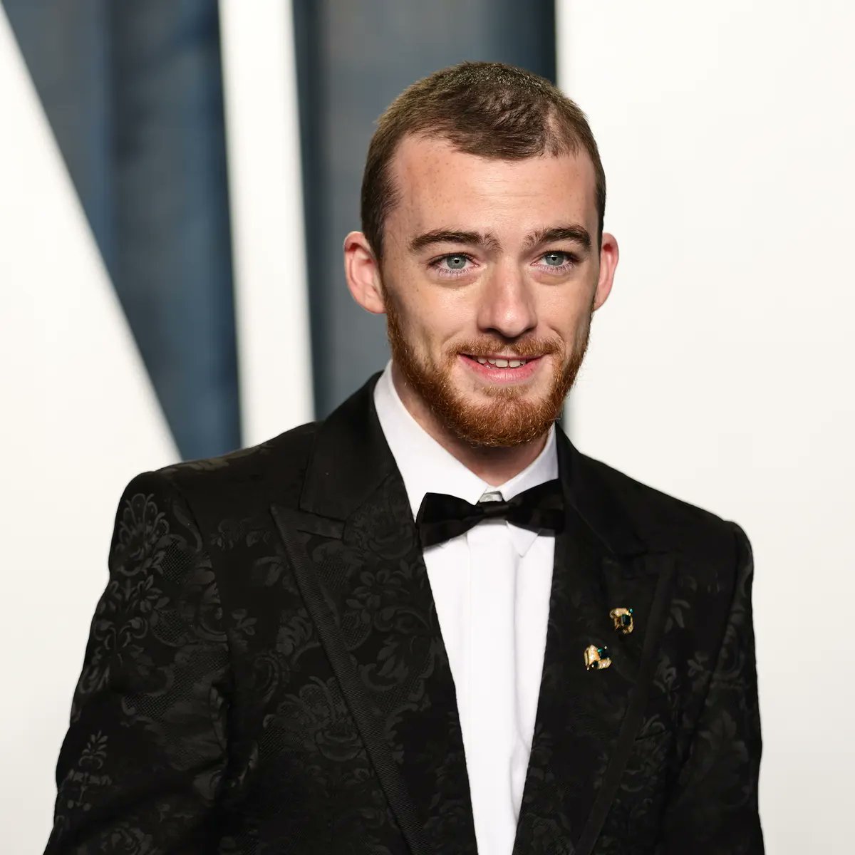 Jamie57271752's tweet photo. please check up on the people u love, 25 is way too young. rest in peace angus 🕊️💔 https://t.co/Q4MuMFr0ig