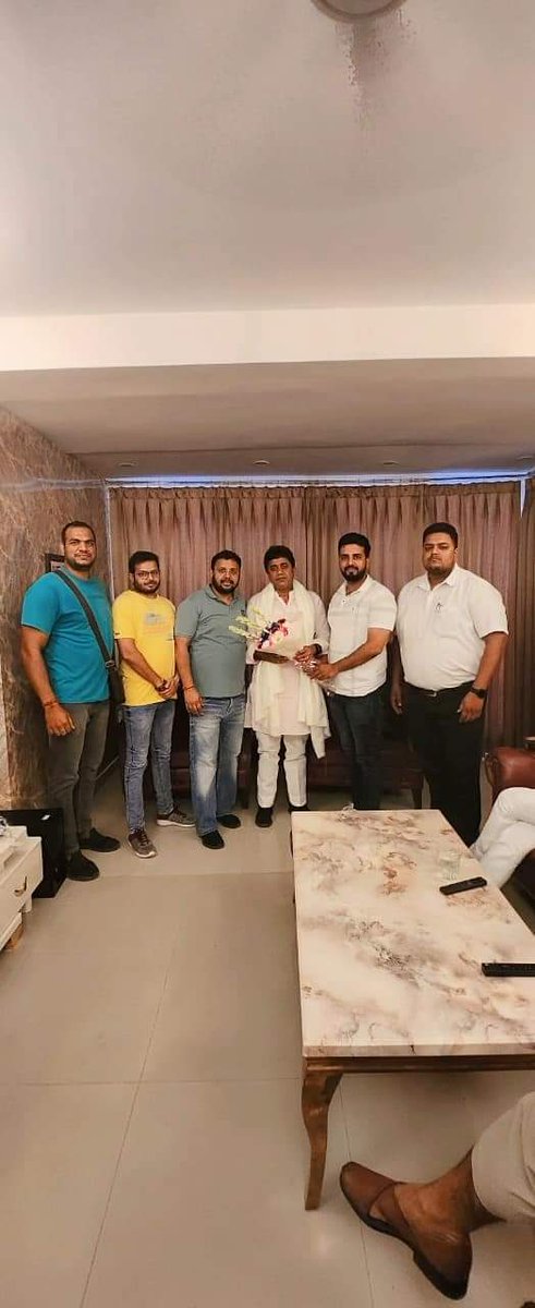 rocks_manik's tweet photo. बड़े भाई  श्री सुनील यादव जी को भारतीय जनता पार्टी ओबीसी मोर्चा दिल्ली प्रदेश का अध्यक्ष बनाए जाने पर हार्दिक बधाई एवं शुभकामनाएं। https://t.co/Njht6qWive