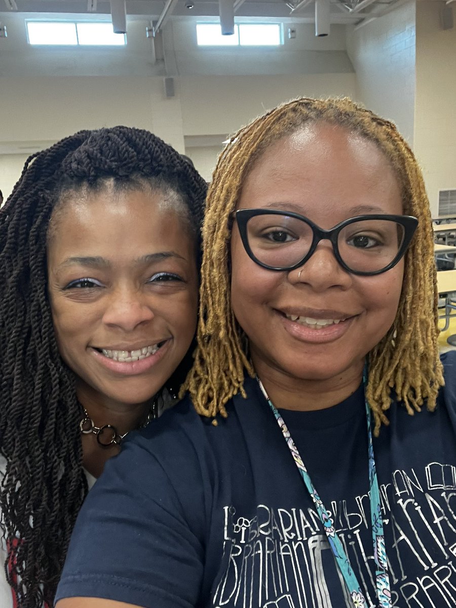 Christine Baker tweet media