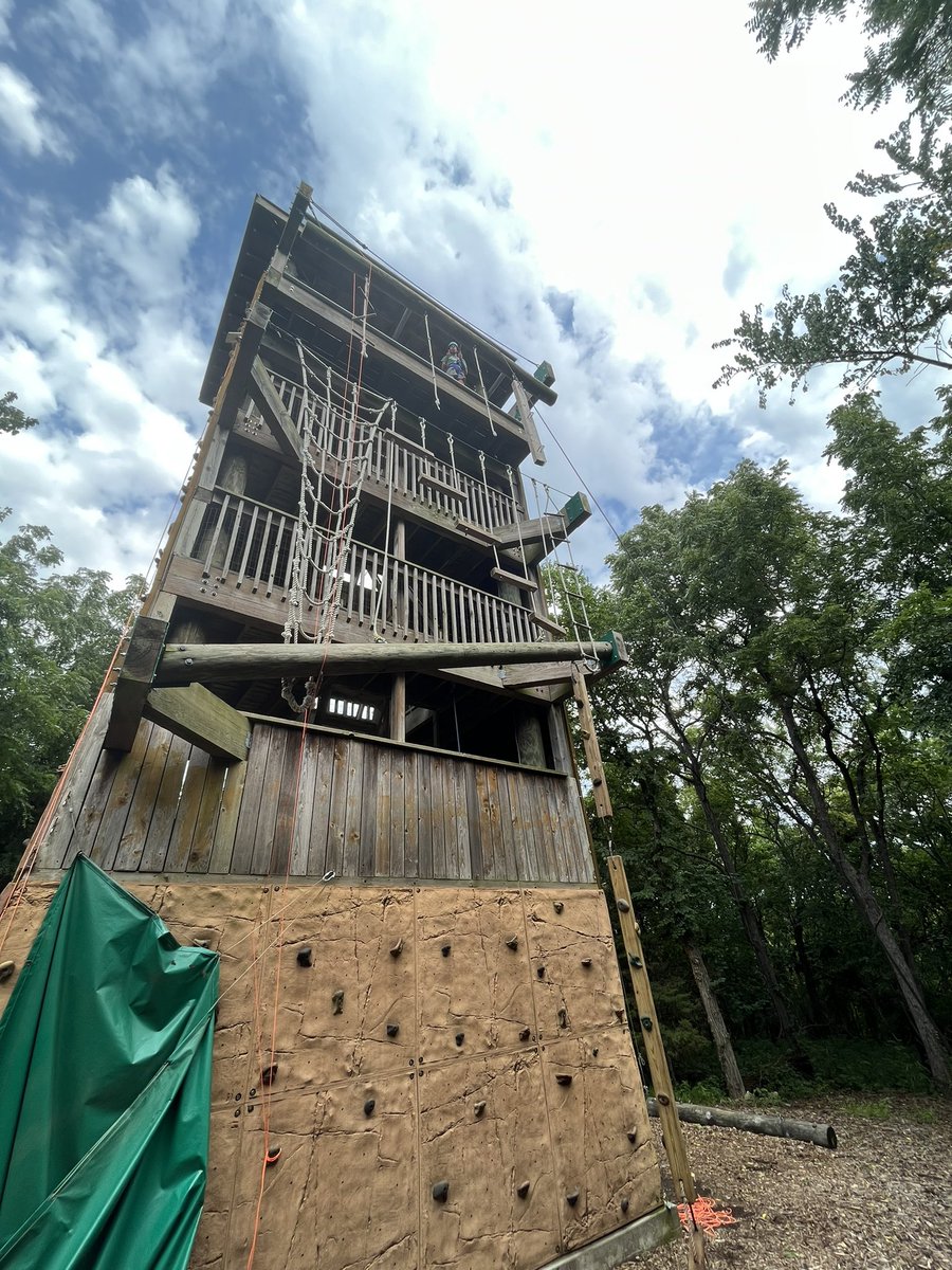 OlatheBusFin's tweet photo. We are out at TimberRidge Adventure Center with our incoming Class of 2027 BFA students. So much fun! @Olathe21st @OlatheSouthHS #southsidepride #classof2027 https://t.co/209pCFmC0O