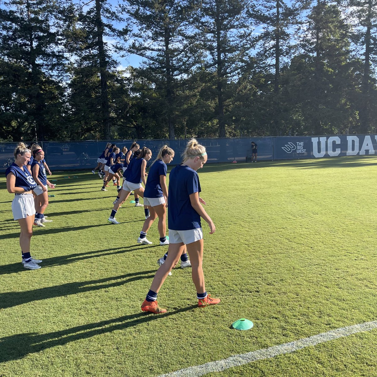 RockoDeLuca_AD's tweet photo. FIRST @ucdaviswsoc practice of the year - great way to start #FirstDayofAugust #GoAgs https://t.co/ueAJ4Ctfrd
