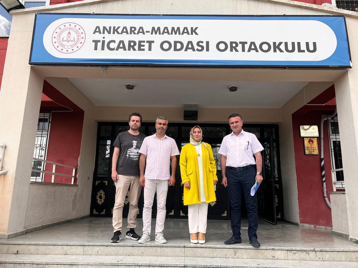 Islanınca üşümediğimiz mevsimde ders mi yapılır? Dersler bu kadar keyifliyse tabi ki yapılır!☀️🍉🤓📚➖➕

İlçe Millî Eğitim Müdürümüz Sn.Elif Özbek ve Şube Müdürümüz Sn.Fatih Küçüker DYK larımızı ziyaret ettiler.

📍Ticaret Odası Ortaokulu

#eğitimdeparlayanyıldızmamak