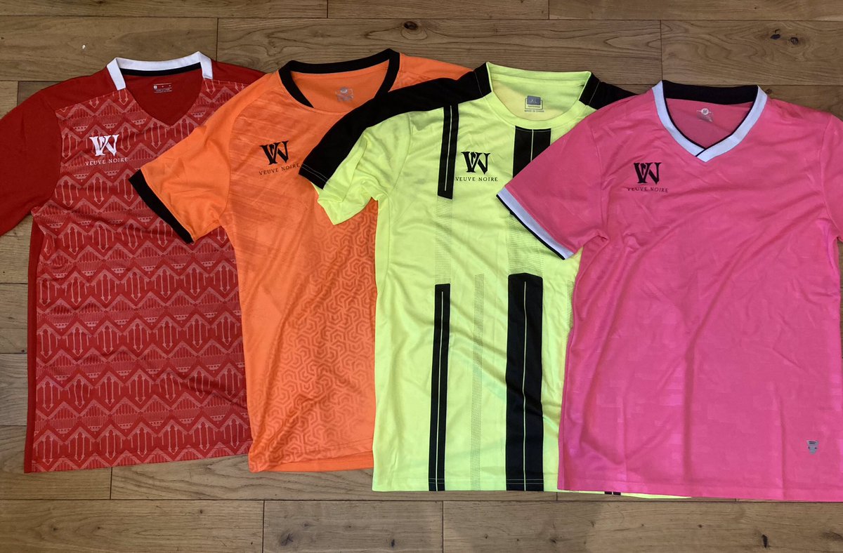 Veuve Noire kits available 🔥✅

veuvenoiresportswear.com