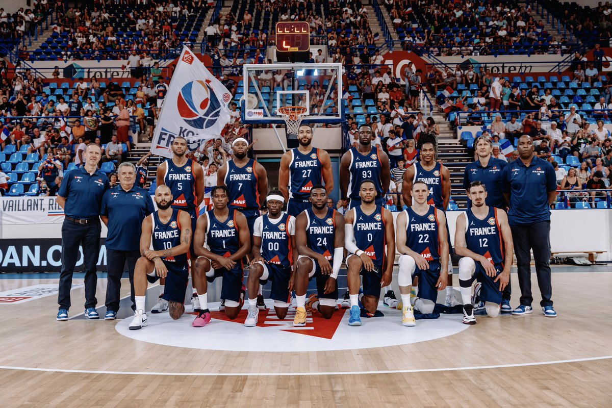 NandoDeColo's tweet photo. Merci Pau 👏🏻 @FRABasketball 😁 https://t.co/fQ4cfbNFjl