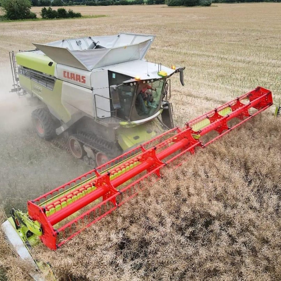 Ag_driveapp's tweet photo. #Harvest23 well underway in the 🇬🇧 Amongst the showers 🌧️🙄

📸
tagagri
Roworth Ltd.
H C Beales Agricultural Contracting
DAO Farms LTD

#agdrive #agcontractors #straw #harvest #Farm24 https://t.co/rDo8WGYtDT