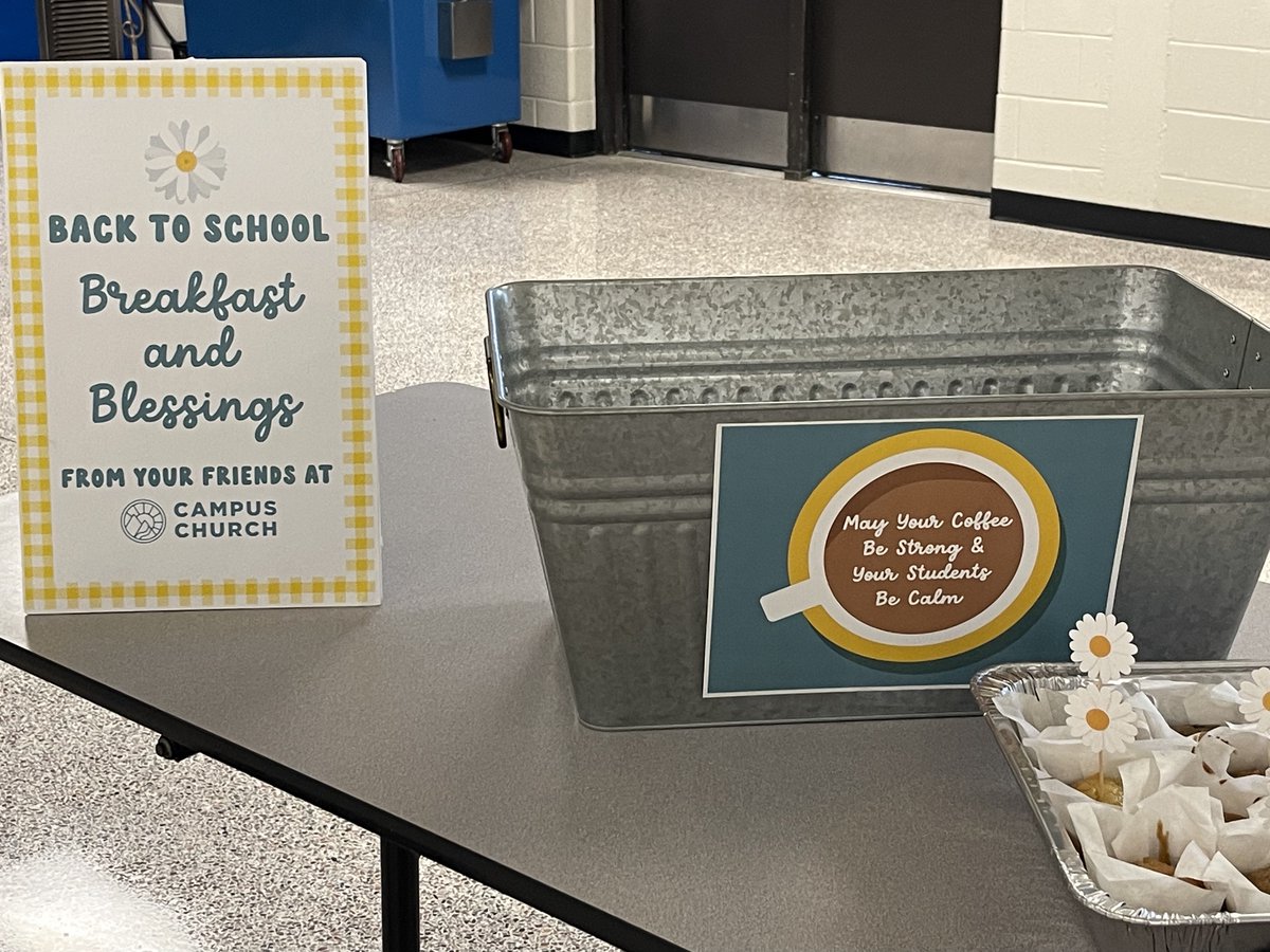 CampusChurch's tweet photo. It's always our joy to make the faculty and staff at Meadowcreek Elementary feel special. This morning we were blessed to be able to serve them a special breakfast to help them kick off the school year. https://t.co/QRv0LyZboN