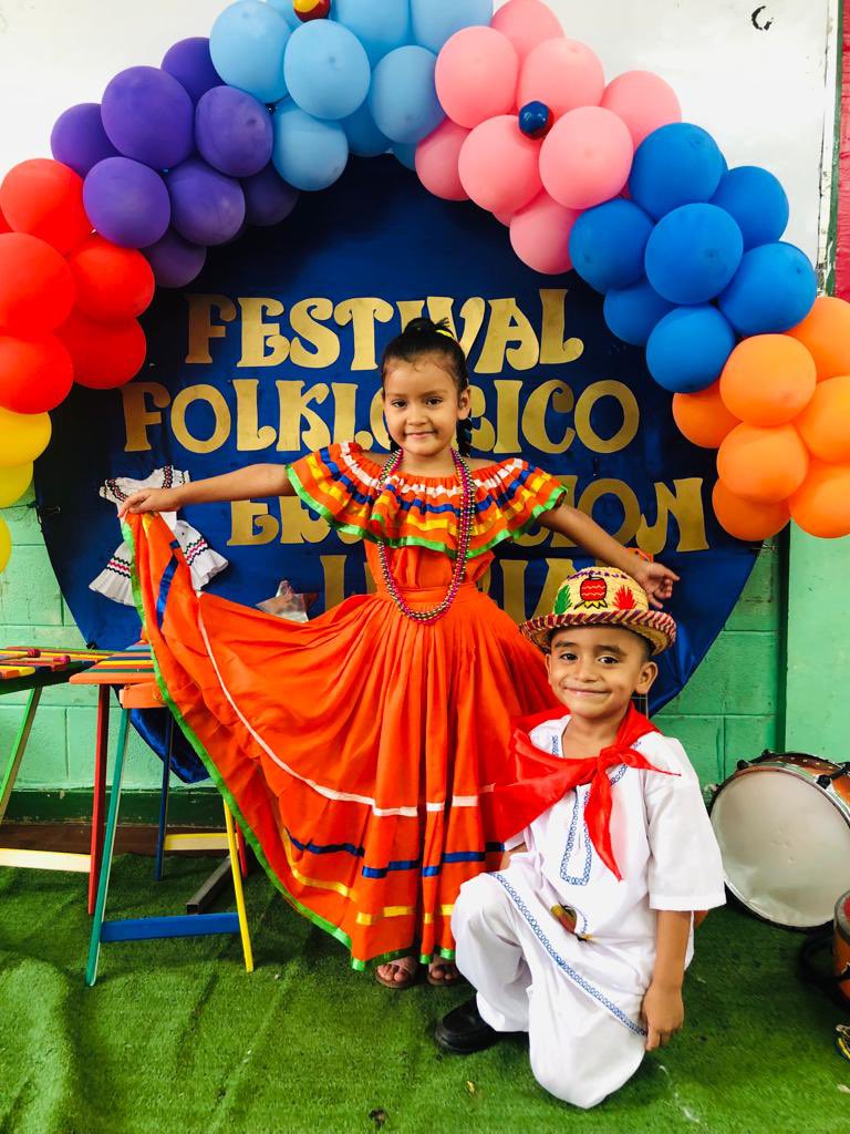 Festival Folclórico de Educación Inicial, etapa municipal, cultivando el arte y la cultura nacional. 💃🏻🩰🎉

#Nicaragua