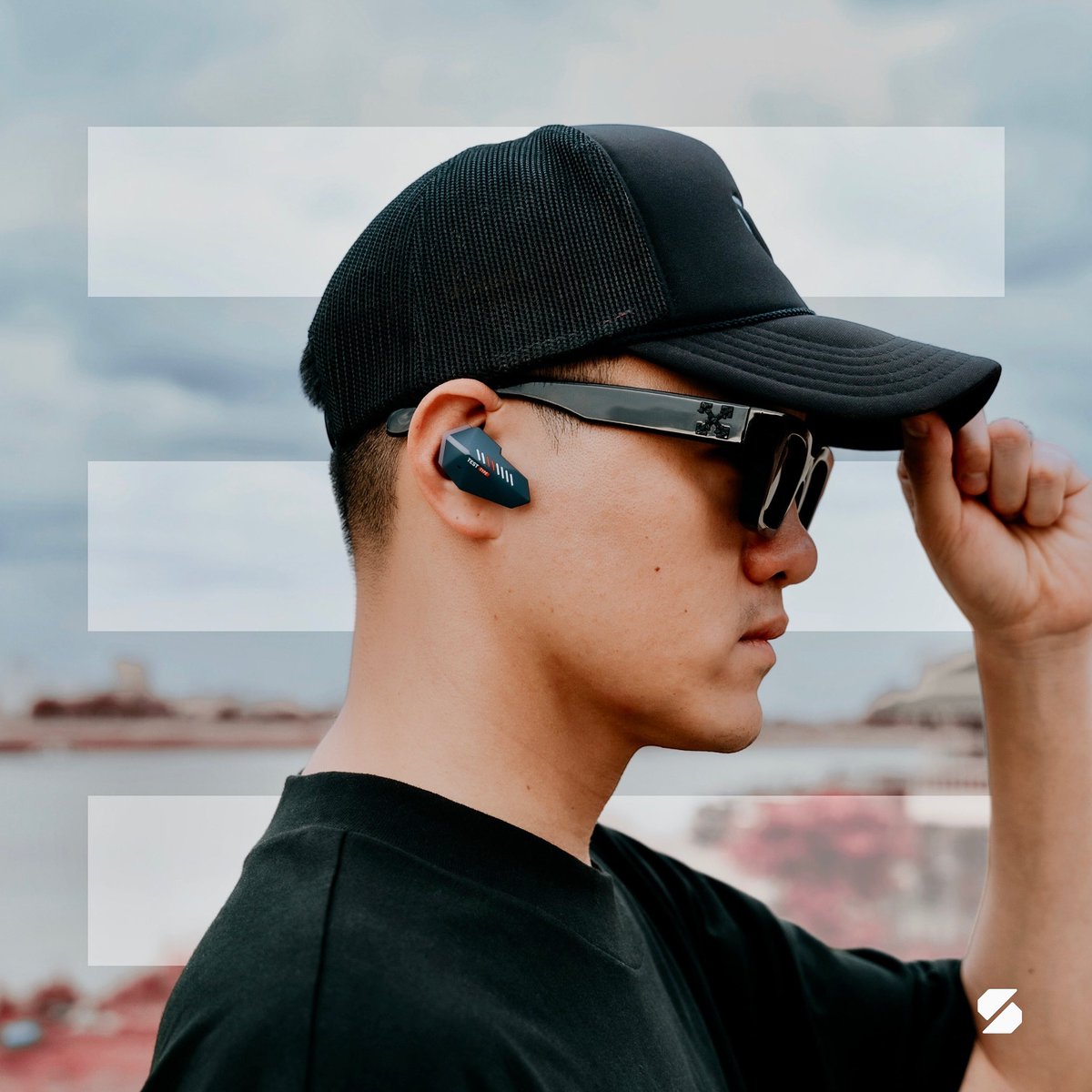 SanSound3's tweet photo. Re-Discover your music with SANWEAR and Hyper Reality Audio 🎶🔻
#SANWEAR #HyperRealityAudio https://t.co/nw5TLtH4wg