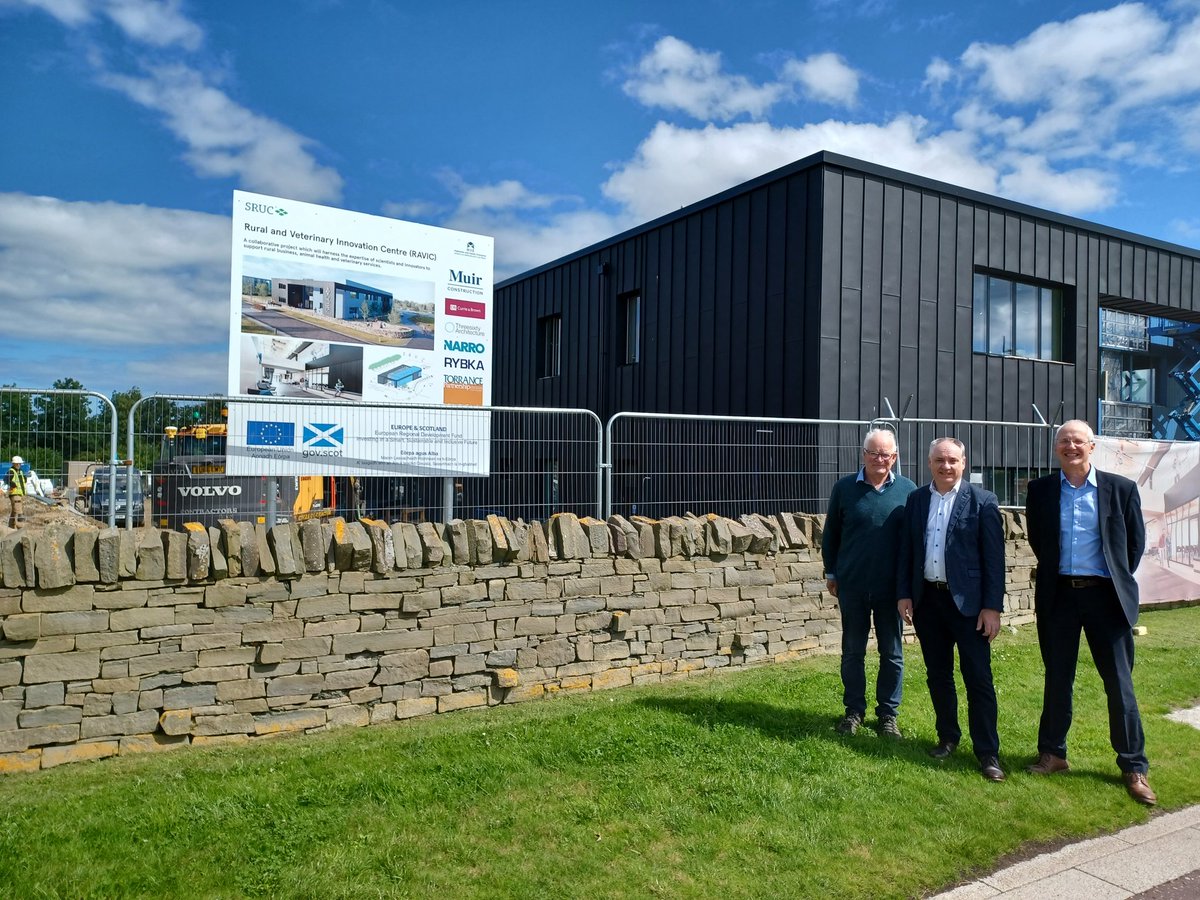 StuartBlack_HIE's tweet photo. Great to have @RichardLochhead on the @invernesscampus today. A good visit to the @SRUC new #RAVIC site and discussion on #innovation #NetZero and new @HIEScotland #strategy https://t.co/bpRO6VDOFW