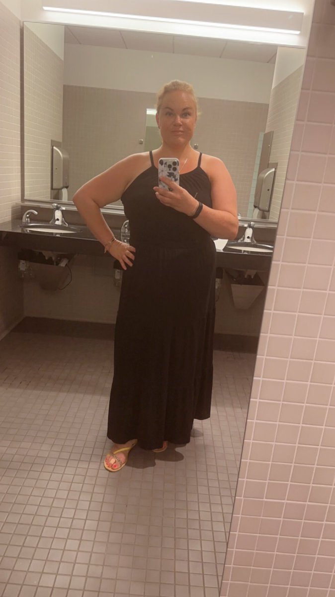 I bought this dress on clearance probably 3 or 4 years ago. It’s been too small until now. Hard work pays off. Don’t give up on what you want just because it’s hard. Put in the work.
