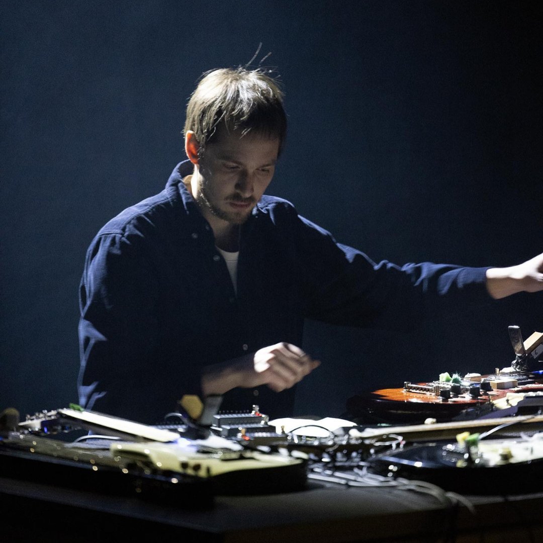 thegladcafe's tweet photo. ✨ NEW SHOW ✨
Berlin-based experimental guitarist and composer @FredrikRasten performs live at The Glad Cafe on Thursday 5th October. He'll be joined by the wonderful @AliRobertsMusic!
🎟: https://t.co/z3phnh8PCp https://t.co/evMt6pkiIj