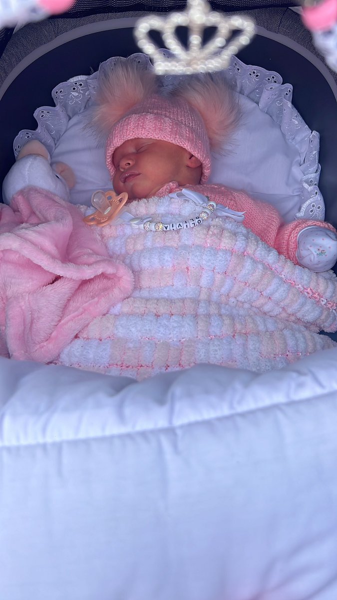 𝐾𝑎𝑦 𝐻𝑎𝑟𝑟𝑖𝑠𝑜𝑛☁️ tweet media