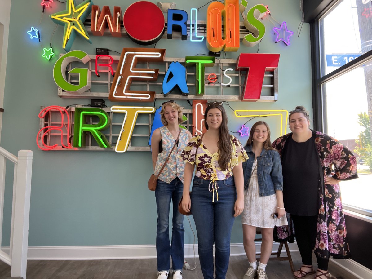 Summit_Artspace's tweet photo. It’s bittersweet that this is Sam Imrie’s last week with us at #SummitArtspace. After two years as our Exhibitions & Programs Assistant, she is going to pursue her graduate degree in Art History at Bowling Green State University this Fall! 📚🏛️🖼️
@bgsu #gradschoolhereshecomes https://t.co/lT5I9agTf9