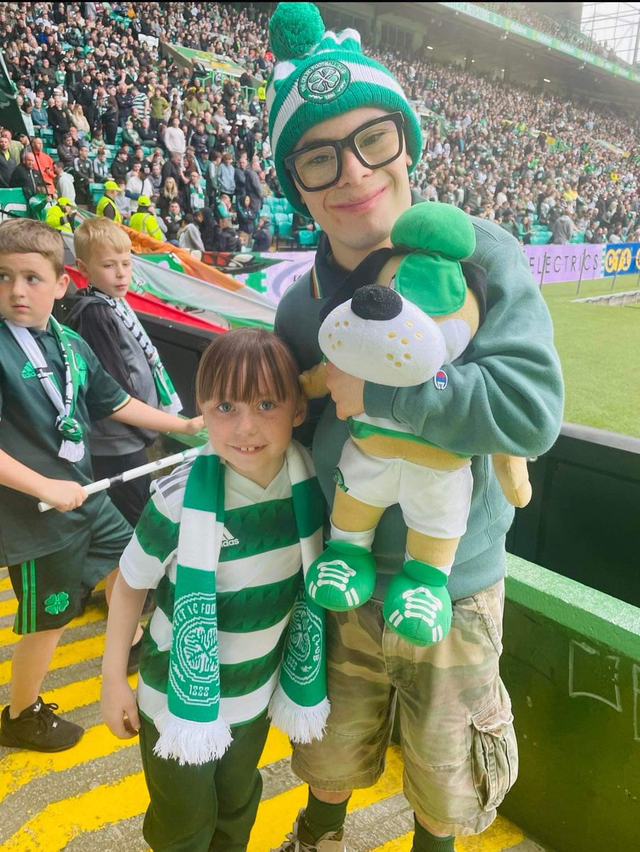 Babs (Bárbara) McMahon 💚💕 #RememberMyNoah💙 (@barbaramcmahon8) on Twitter photo Plz share if you can.. This amazing wee Ghirl turns 8 on Friday. <a href="/chris_sutton73/">Chris Sutton</a> <a href="/JohnHartson10/">John Hartson</a> <a href="/kierantierney1/">Kieran Tierney</a> <a href="/Alantommo8/">Alan Thompson</a> <a href="/MaccaFrank/">Frank McAvennie</a> <a href="/LouMacari10/">Lou Macari</a> <a href="/BrianMcClair13/">Brian McClair</a> could you wish wee Saoirse a very happy birthday. She’s Celtic daft 🥰💚🧁🎁🫶💚 <a href="/JockeyBhoy/">John Macgregor jockey bhoy</a> Plz share if you can.. This amazing wee Ghirl turns 8 on Friday. <a href="/chris_sutton73/">Chris Sutton</a> <a href="/JohnHartson10/">John Hartson</a> <a href="/kierantierney1/">Kieran Tierney</a> <a href="/Alantommo8/">Alan Thompson</a> <a href="/MaccaFrank/">Frank McAvennie</a> <a href="/LouMacari10/">Lou Macari</a> <a href="/BrianMcClair13/">Brian McClair</a> could you wish wee Saoirse a very happy birthday. She’s Celtic daft 🥰💚🧁🎁🫶💚 <a href="/JockeyBhoy/">John Macgregor jockey bhoy</a>