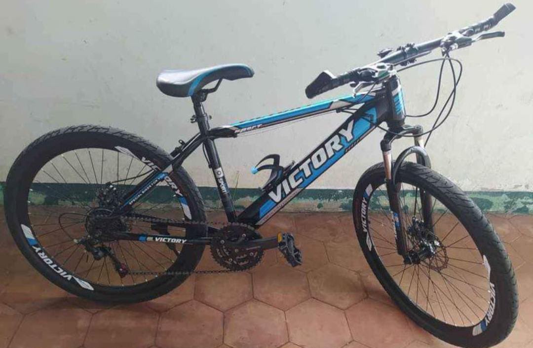 somosnoticiacol's tweet photo. Bicicleta Robada en Farmacia la N frente al supermercado COL. Marca Victory rin 26 cualquier info envia al 0414-9615398 #ciudadojeda #municipiolagunillas https://t.co/TOJa5khMUq