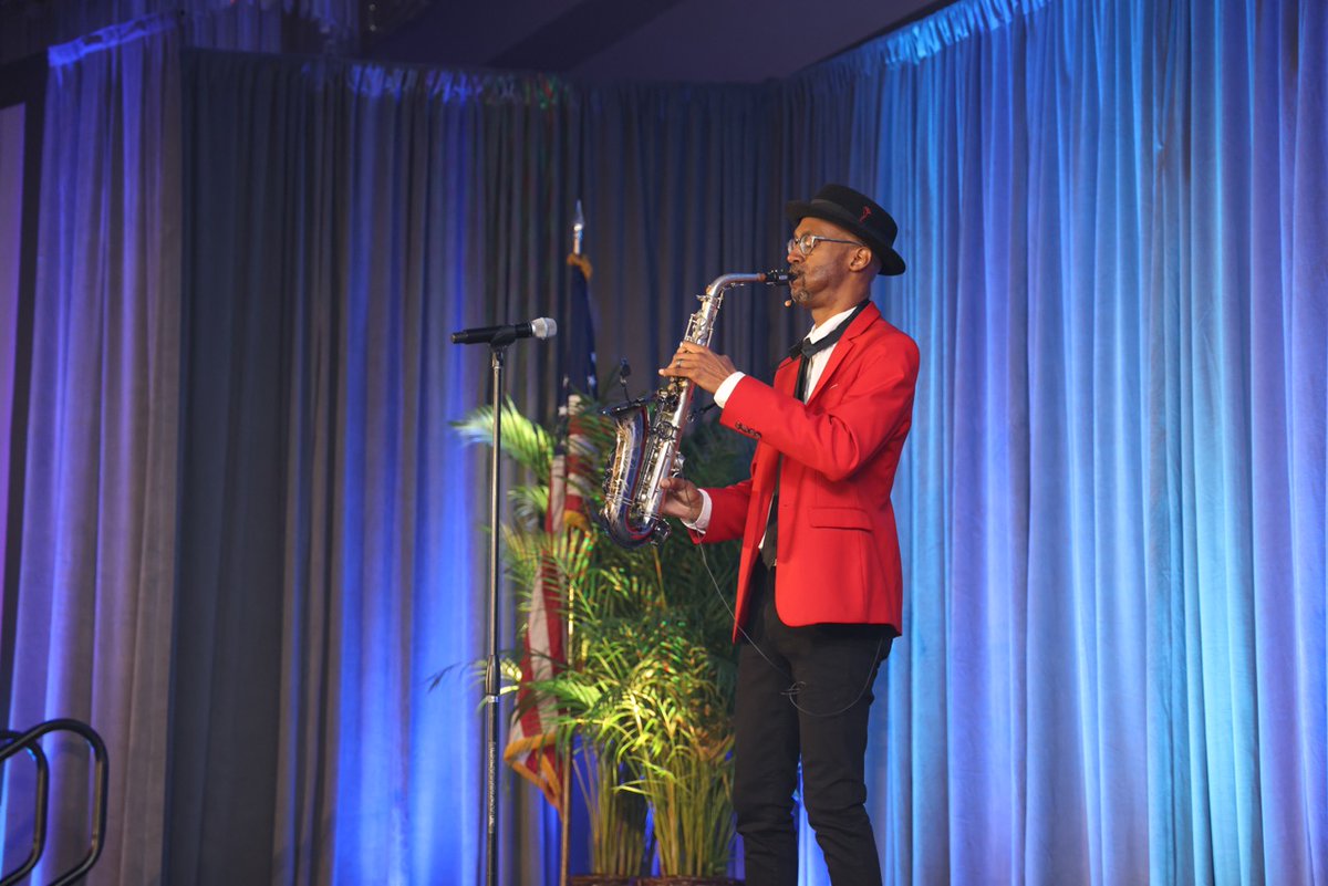 gsbacomm's tweet photo. React to this post if you felt inspired after hearing from our 2023 Summer Conference keynote speaker, Mickey Smith, Jr. ๐
#GSBASummerconference #GSBASummer23 #GSBA #publiceducation https://t.co/cmNHVoXxzR