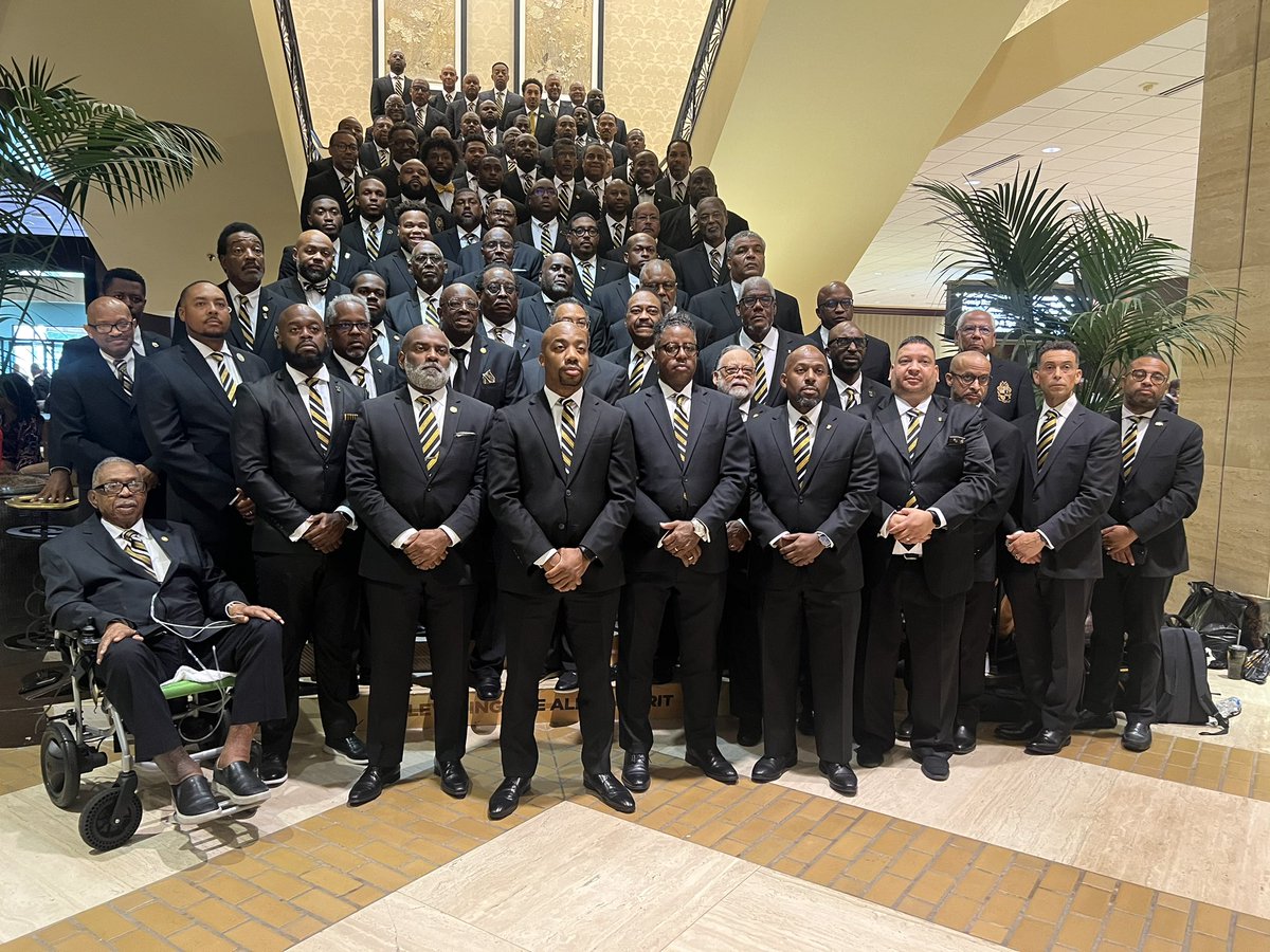 alphaetalambda's tweet photo. We had an awesome time last week at the 97th AΦA General Convention in Dallas, TX. Over 120 chapter brothers registered. It was one for the books. Hats off to #DFWAlphas for being great hosts! #APhiA #APA97thConvention #AlphaEtaLambda https://t.co/XuI8RFw9Mz