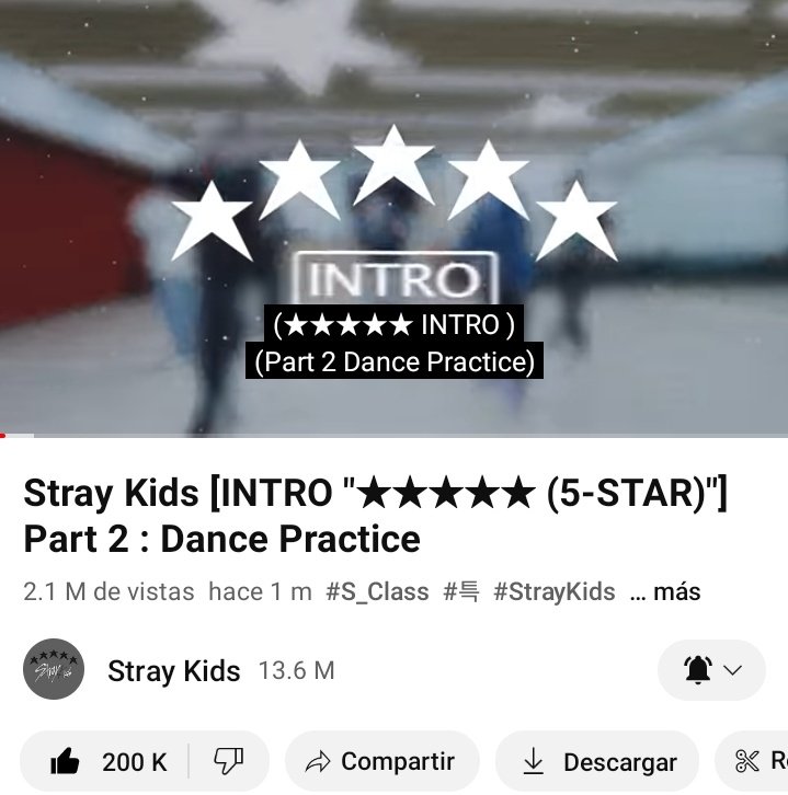 lixforareason's tweet photo. you ignore the fact that Jype wanted an experimental group that could fend for themselves to see how far they could go, the only thing they had from their company was the signature to debut, so shut up, skz are self made and self producer, and now they are the leaders of their gn https://t.co/sk5lUydjxa